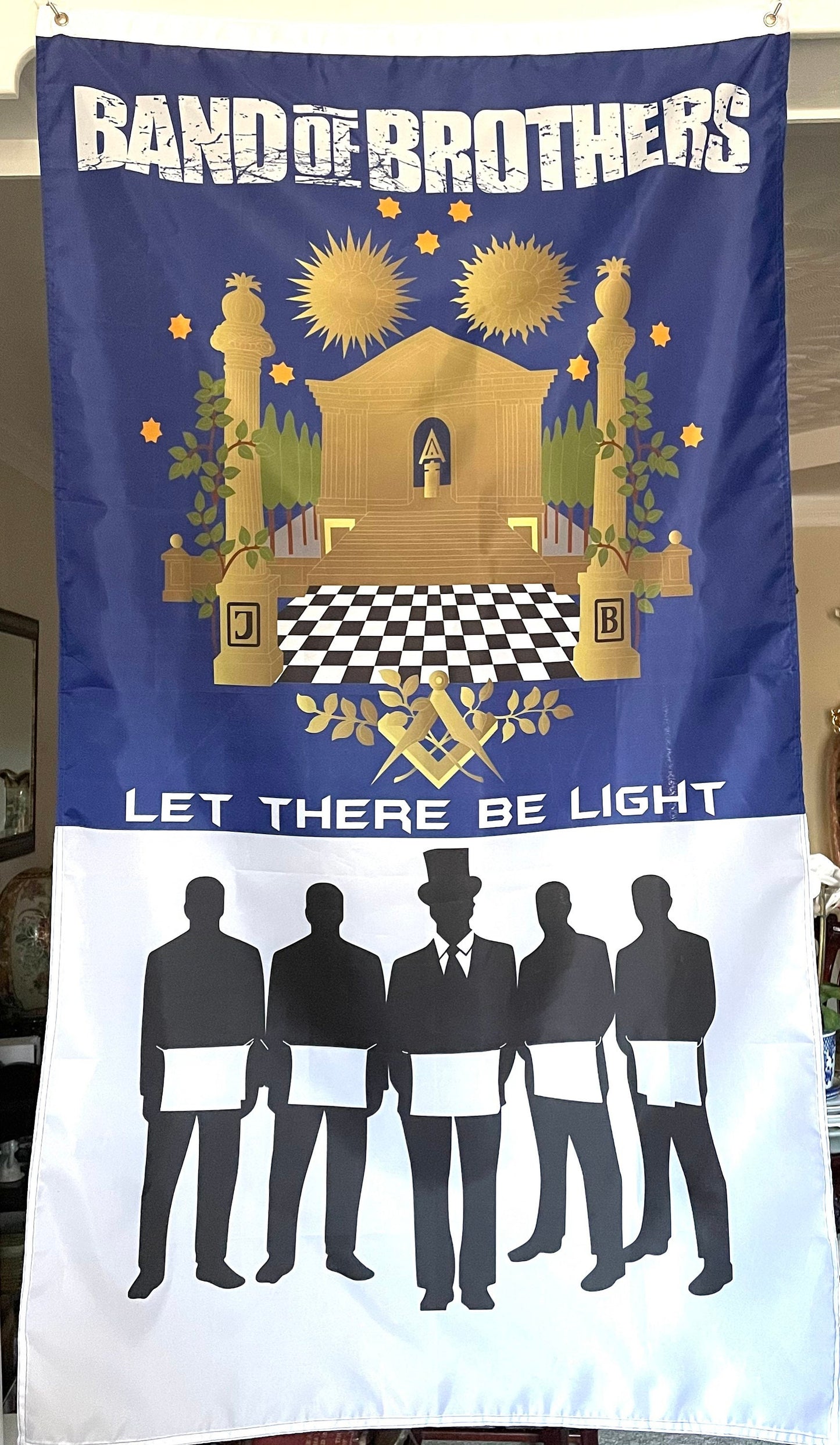 Masonic Band of Brothers Vertical Flag