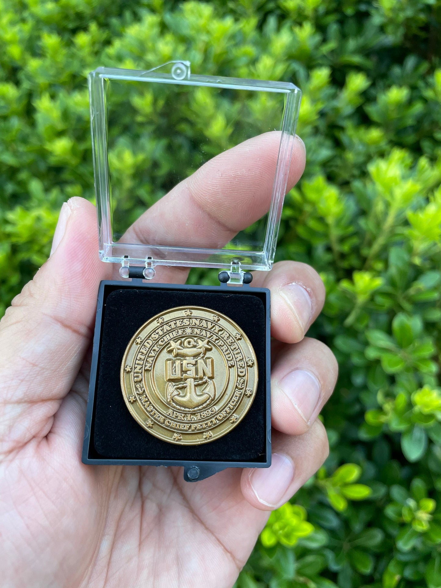 USN Retired Master Chief Lapel Pin