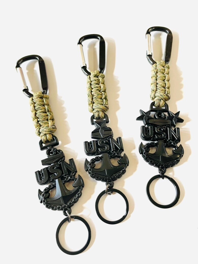 USN E7/E8/E9 Black Anchor with Digital Multi-Camo Paracord Keychain